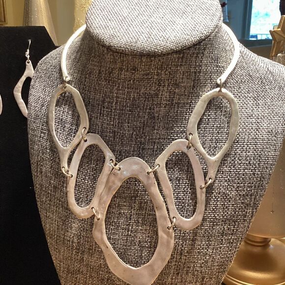 Matte Finish Silvertone Necklace and Earrings Set - Picture 2 of 5